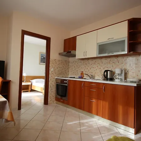 Ivana * באסקה וודה