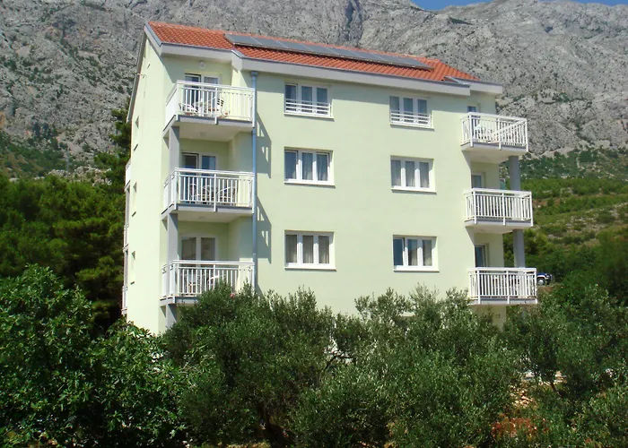 Ivana Appartamento Baška Voda